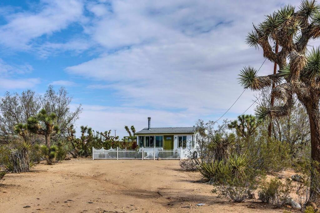 Jt Cottage Yucca Valley Exterior photo